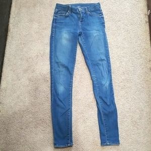 Size 26×32 Topshop jeans.
